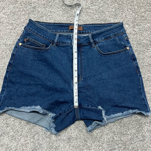 Judy Blue Shorts Womens 1XL Blue High Waist Cut Off Denim Jeans JB150176 - Picture 4 of 9